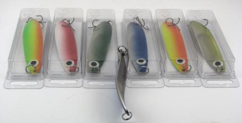 S shaped metal lure for big fish on big water